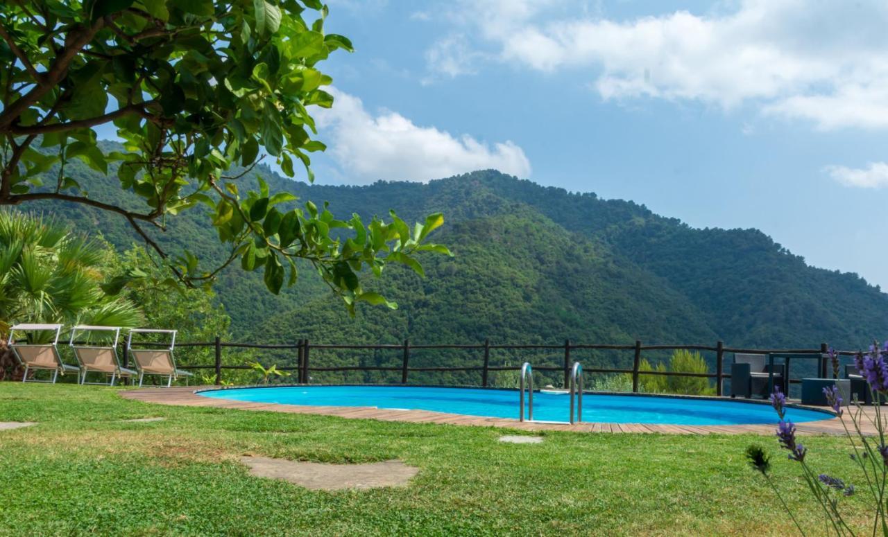 Agriturismo Colline Morghetta Isolabona 외부 사진